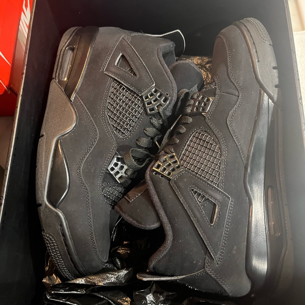 Nike Air Jordan 4 Retro Black/White Sneakers